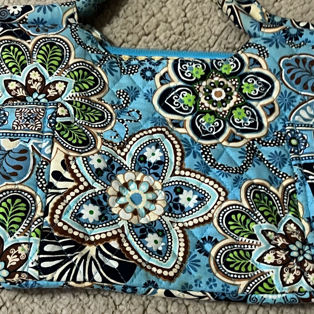 🖤 Vera Bradley Bali Blue Flowers Handbag & Wallet 🖤 - Picture 3 of 12